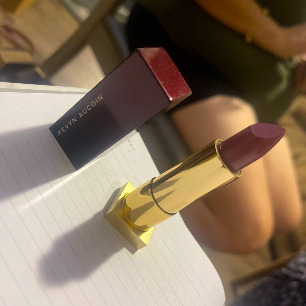 Kevyn Aucoin lipstick